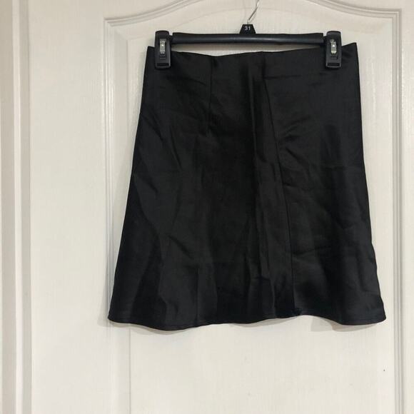 Commense Womens Flare Skirt Size Medium‎ Black Back Zip Knee Length Casual NWT - Picture 7 of 8